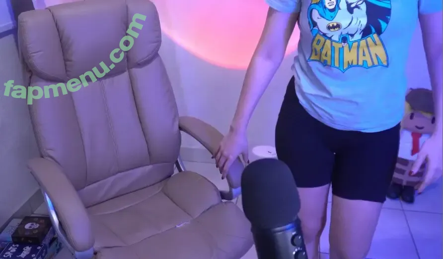 Hato Joestar nude photo #0116 (brokenhaato / hatojoestar / hawkhatesyou)