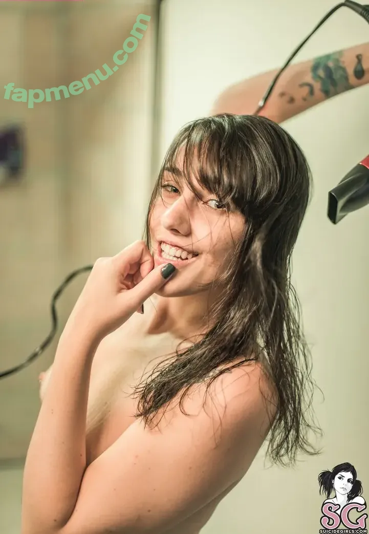 Haub Suicide nude photo #0037 (haubgirl / haubsuicide / sayhaub)