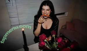 Haunted Hippie / Kylie Roseanne / hauntedhippiehorror nude photo #0002