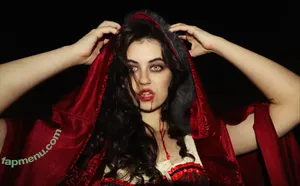 Haunted Hippie / Kylie Roseanne / hauntedhippiehorror nude photo #0050