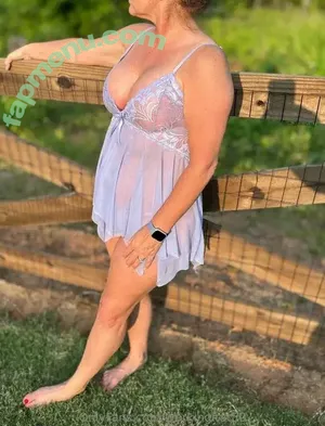 Having Fun At 50+ / themidlifecoach_suzy / workingitat50 nude photo #0015