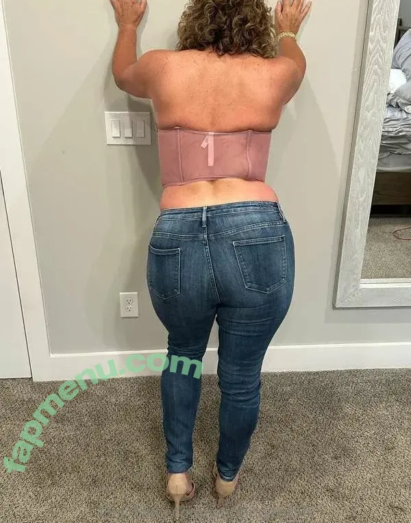 Having Fun At 50+ nude photo #0016 (themidlifecoach_suzy / workingitat50)