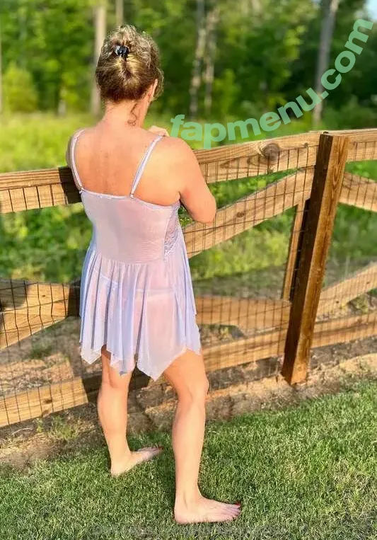 Having Fun At 50+ nude photo #0019 (themidlifecoach_suzy / workingitat50)