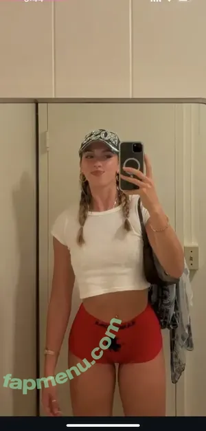 Hawaii Baddies / minniemichele nude photo #0243