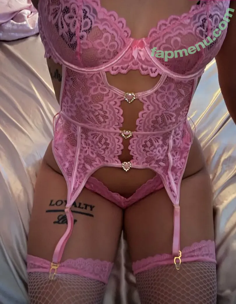 hawaiianbratt nude photo #0019 (hawaiianbrattt)