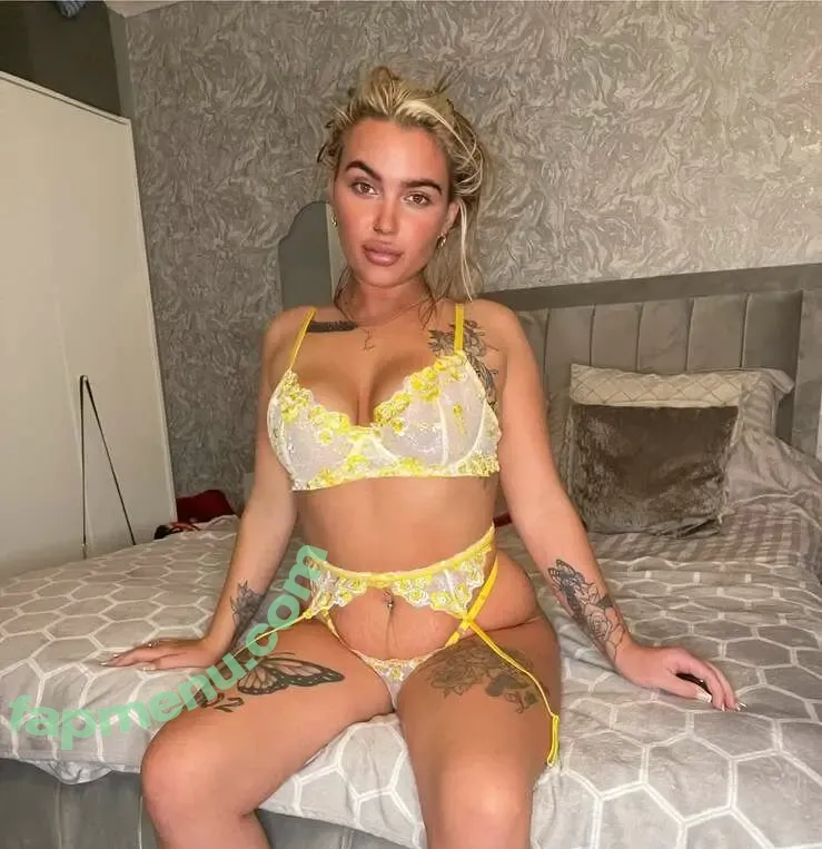 Hawk Tuh Lucy nude photo #0009 (hawktuah_ / lucynaughtygrace)
