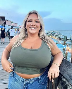 Hayden Buchko / brooke_hayy nude photo #0032