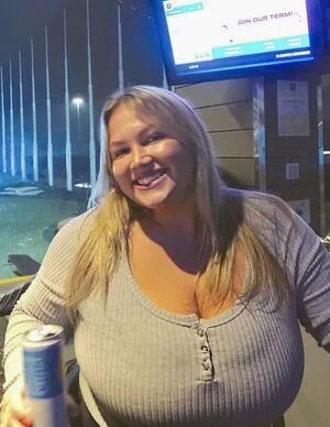 Hayden Buchko / brooke_hayy nude photo #0043