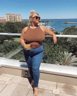 Hayden Buchko / brooke_hayy nude photo #0076