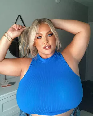 Hayden Buchko / brooke_hayy nude photo #0088