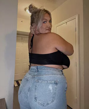 Hayden Buchko / brooke_hayy nude photo #0186