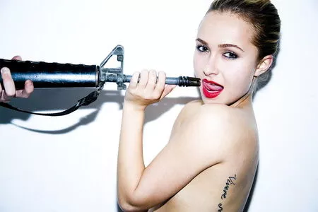 Hayden Panettiere / HaydenPanettiere / IHaydenPanettiere / haydenpanettier nude photo #0350