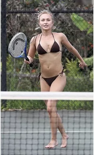 Hayden Panettiere / HaydenPanettiere / IHaydenPanettiere / haydenpanettier nude photo #0595