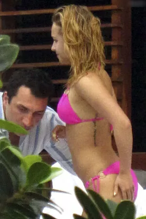 Hayden Panettiere / haydenpanettiere nude photo #0638