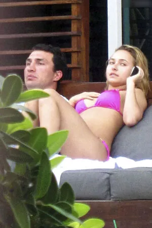 Hayden Panettiere / haydenpanettiere nude photo #0641