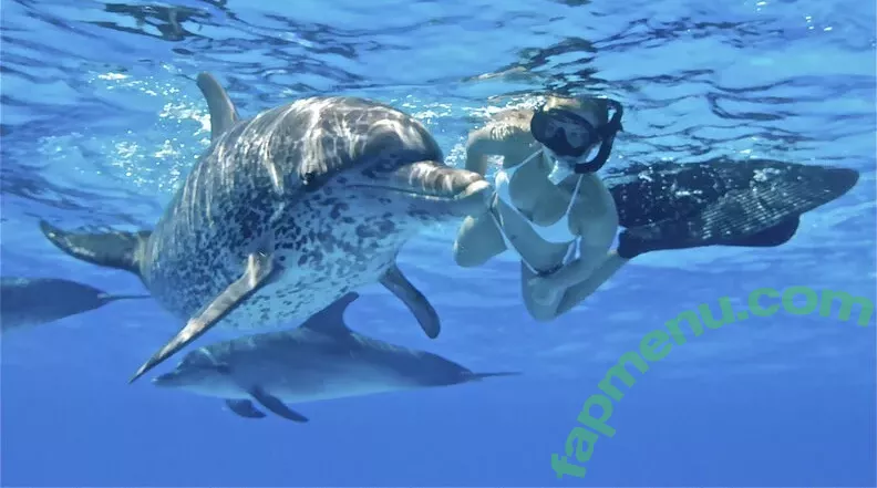 Hayden Panettiere nude photo #0348 (HaydenPanettiere / IHaydenPanettiere / haydenpanettier)