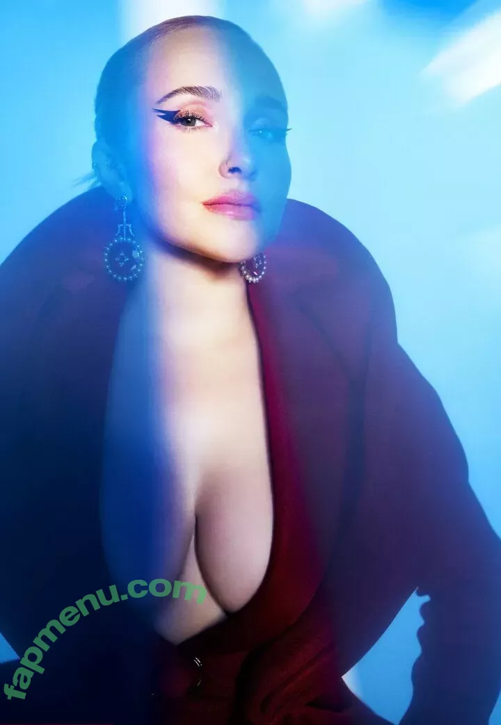 Hayden Panettiere nude photo #0361 (HaydenPanettiere / IHaydenPanettiere / haydenpanettier)