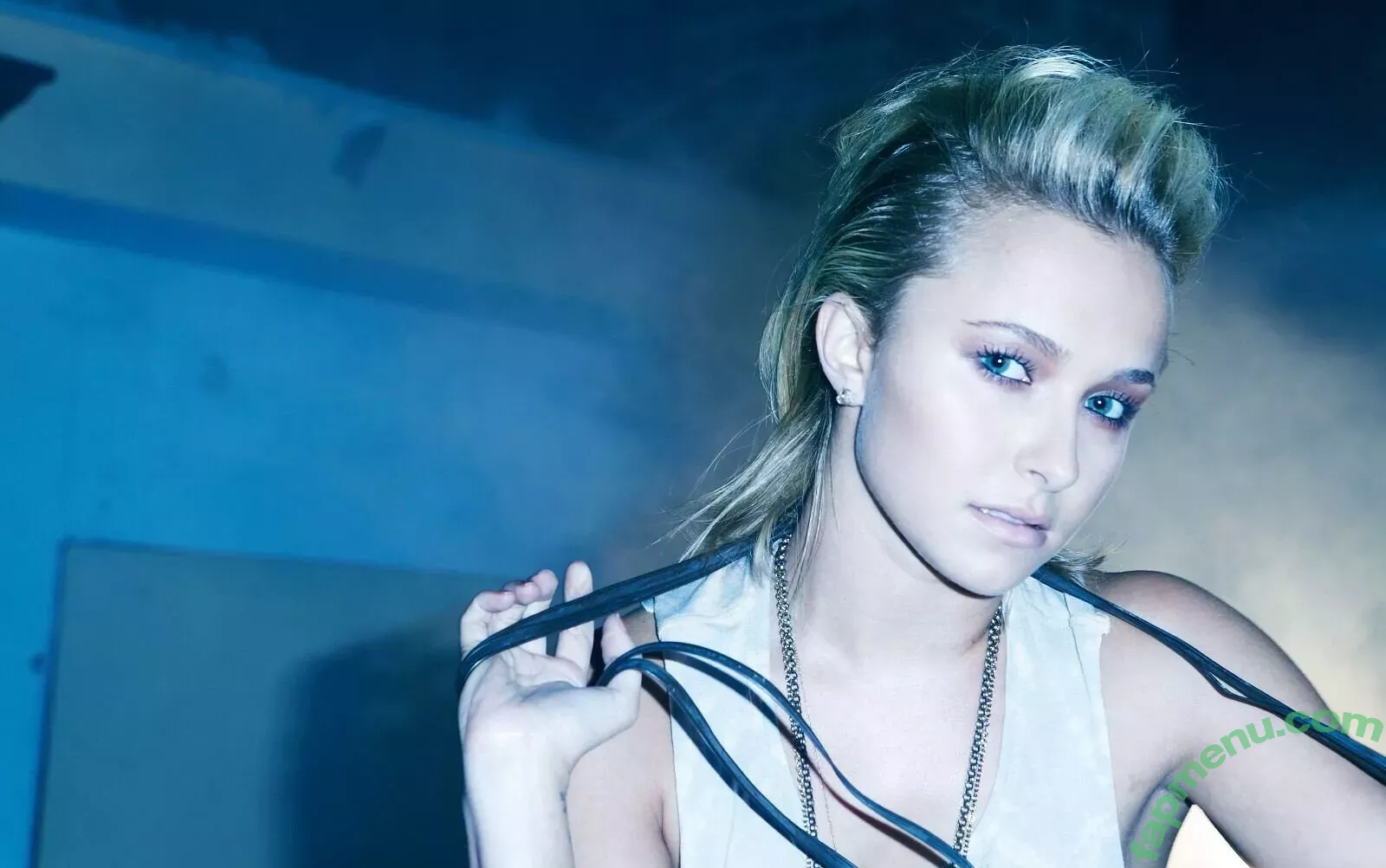 Hayden Panettiere nude photo #0451 (HaydenPanettiere / IHaydenPanettiere / haydenpanettier)