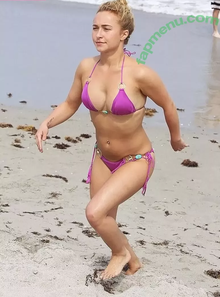 Hayden Panettiere nude photo #0597 (HaydenPanettiere / IHaydenPanettiere / haydenpanettier)