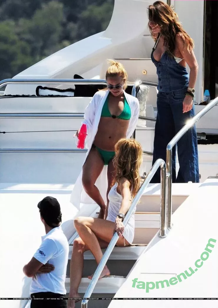 Hayden Panettiere nude photo #0622 (HaydenPanettiere / IHaydenPanettiere / haydenpanettier)