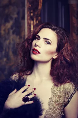 Hayley Atwell / wellhayley nude photo #0668