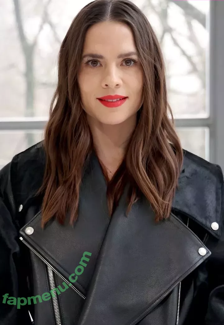 Hayley Atwell nude photo #0434 (hayley_atwell / wellhayley)