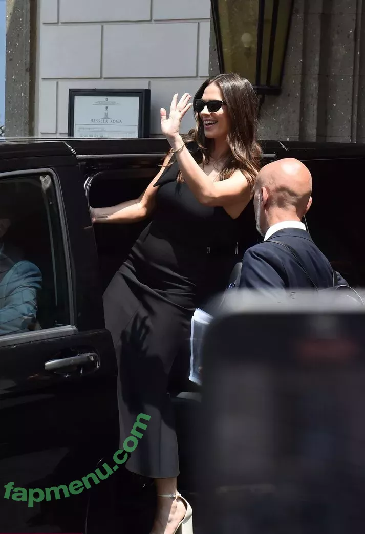 Hayley Atwell nude photo #0449 (wellhayley)