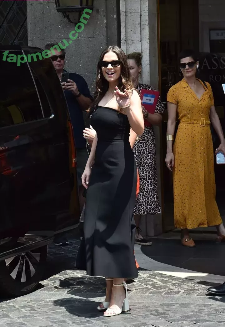 Hayley Atwell nude photo #0461 (hayley_atwell / wellhayley)