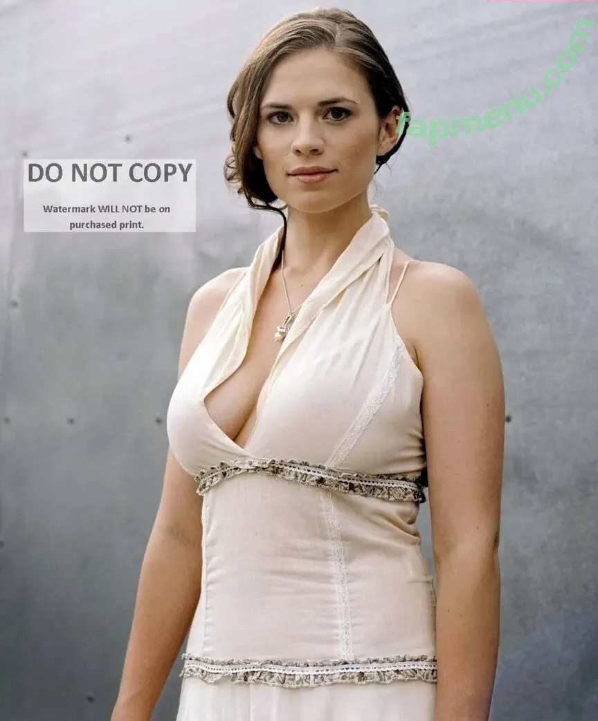 Hayley Atwell nude photo #1216 (wellhayley)