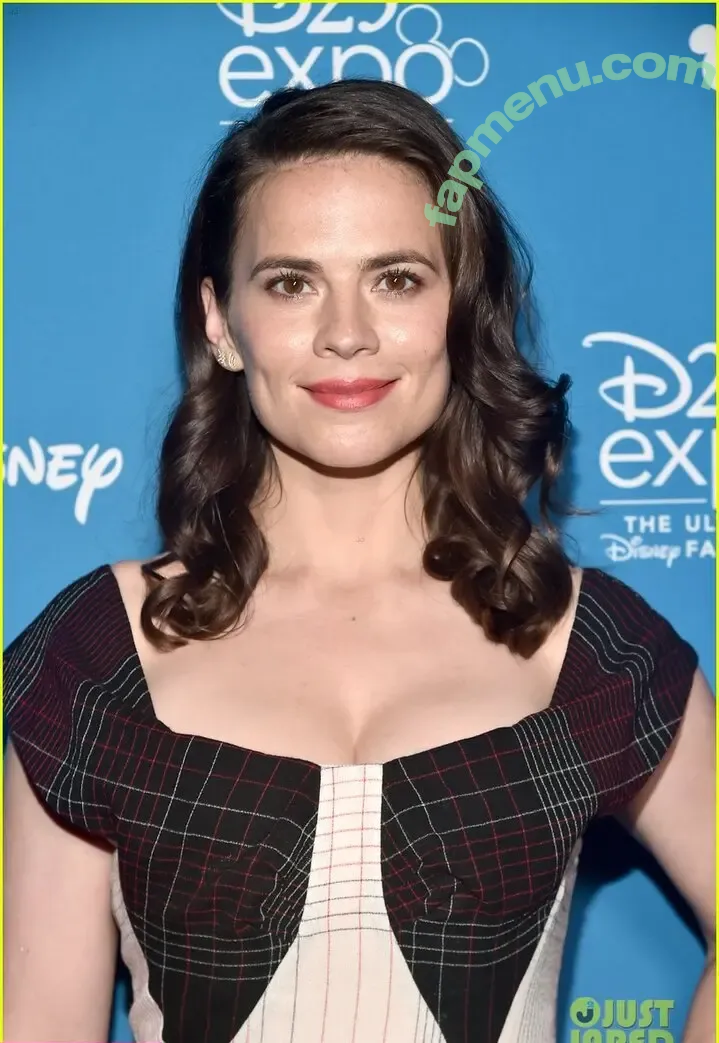 Hayley Atwell nude photo #1219 (hayley_atwell / wellhayley)