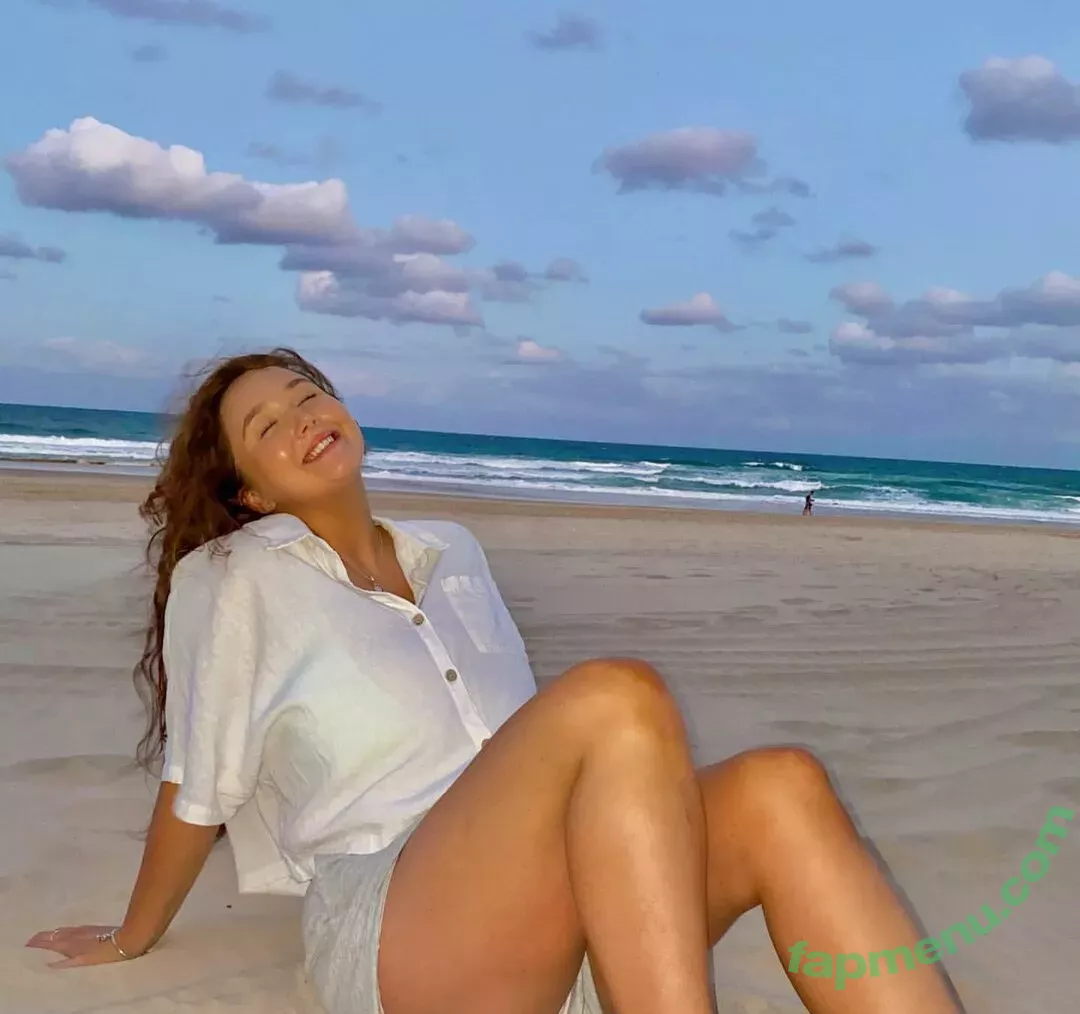 Hayley Aurisch nude photo #0218 (hailey.aurisch / yellowmonkeys)