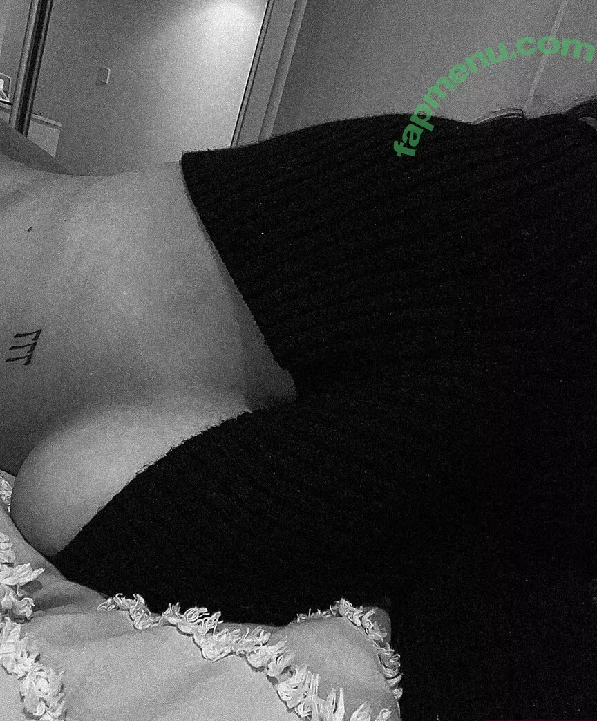 Hayley Aurisch nude photo #0327 (hailey.aurisch / yellowmonkeys)