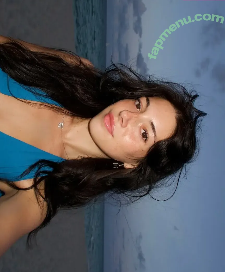 Hayley Benson nude photo #0003 (hayleyybenson)