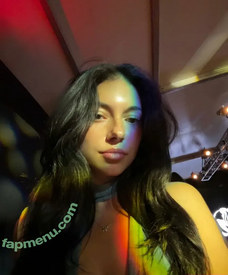 Hayley Benson nude photo #0004 (hayleyybenson)