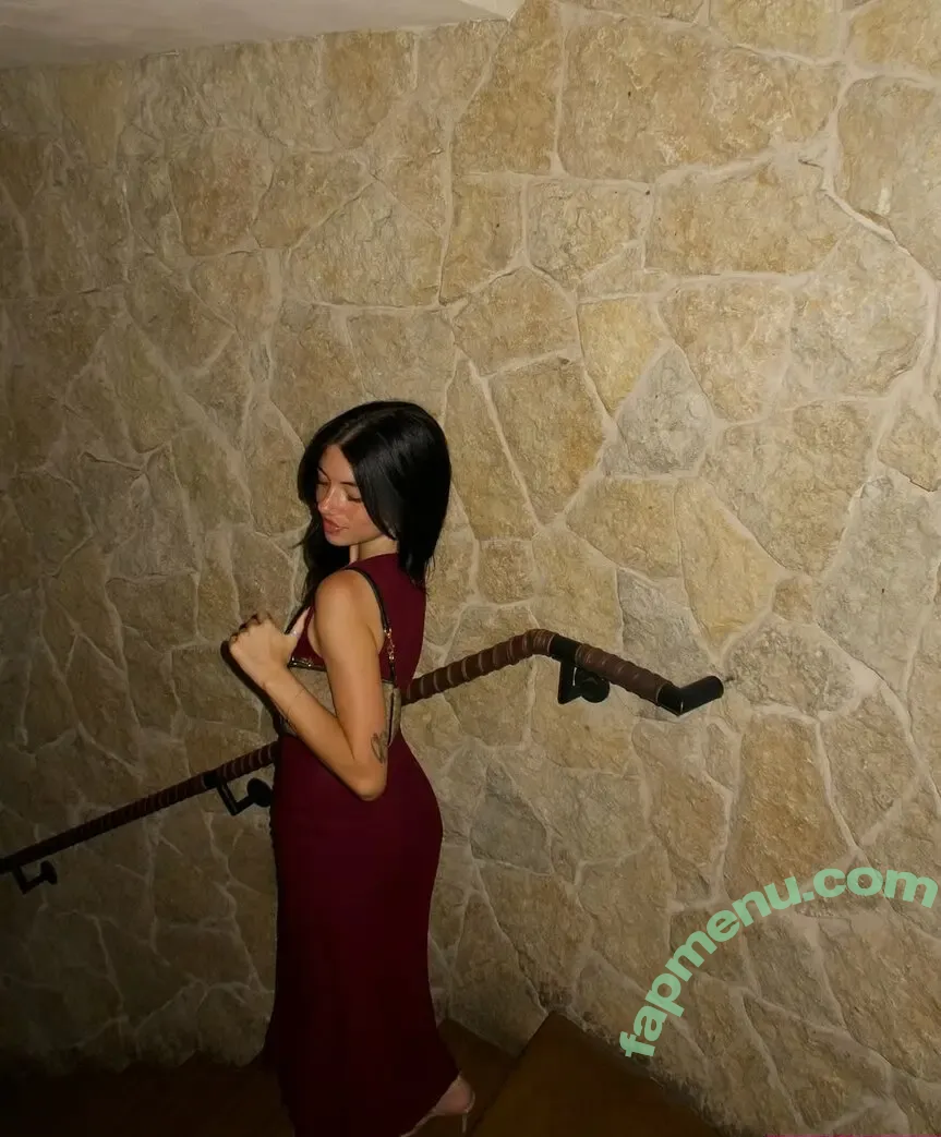 Hayley Benson nude photo #0005 (hayleyybenson)