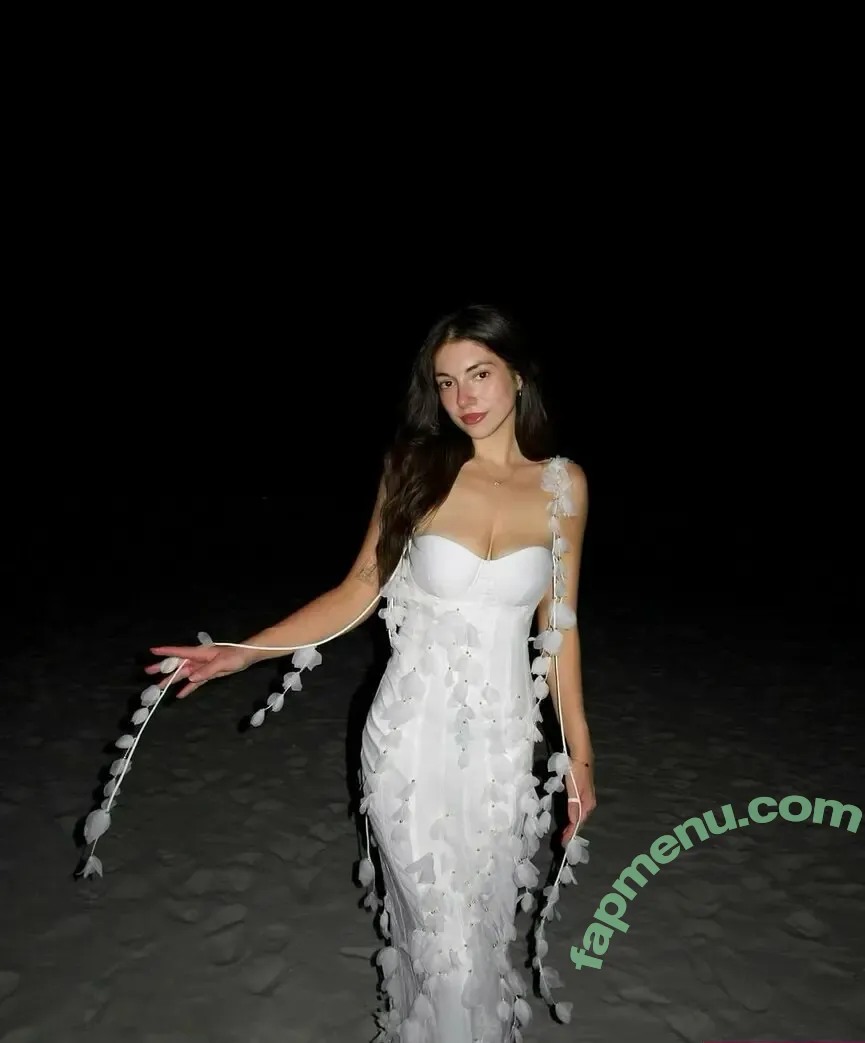 Hayley Benson nude photo #0025 (hayleyybenson)