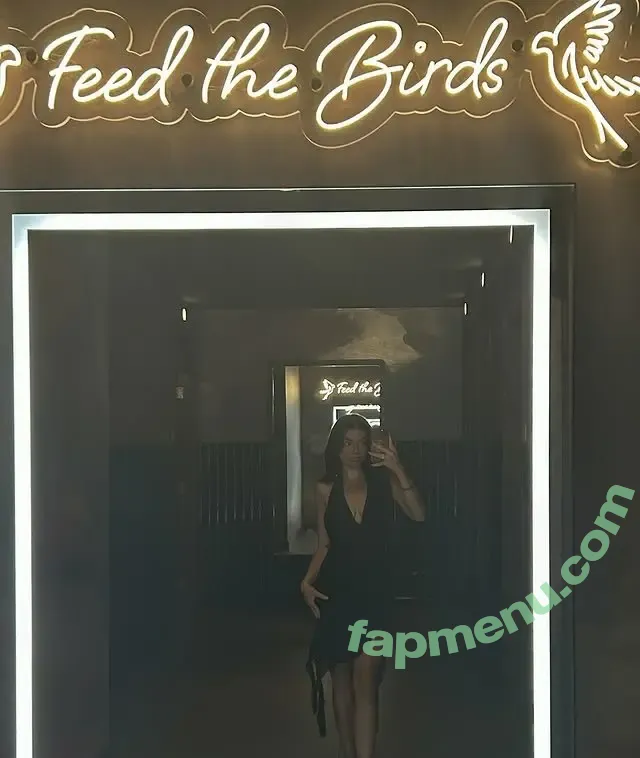 Hayley Benson nude photo #0057 (hayleyybenson)