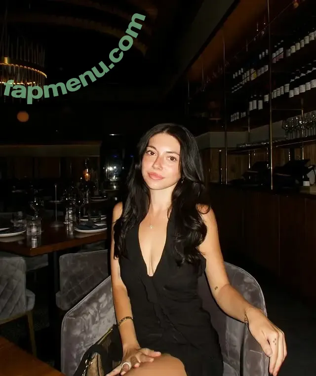 Hayley Benson nude photo #0059 (hayleyybenson)