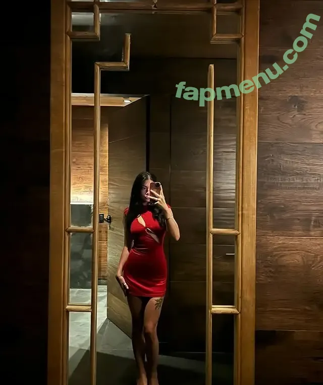 Hayley Benson nude photo #0068 (hayleyybenson)