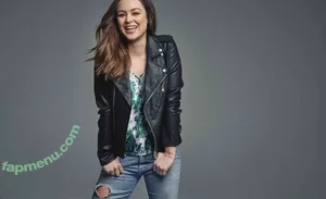 Hayley Orrantia / hayleyorrantia nude photo #0108