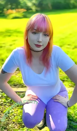 hayliekyufree / hayliekyu nude photo #0003
