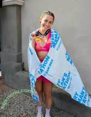 HayliNic nude photo #0153