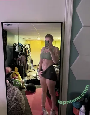 HayMartinn / Hal_es / ha1es666 / halesfyi nude photo #0016