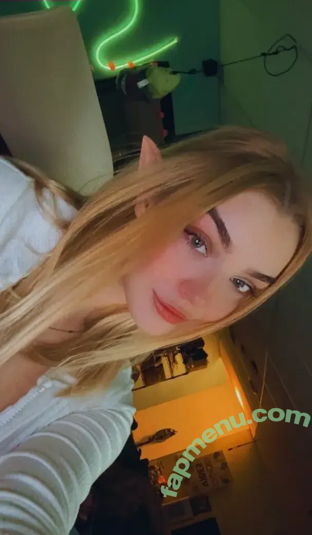 HayMartinn nude photo #0020 (Hal_es / ha1es666 / hay.martin)