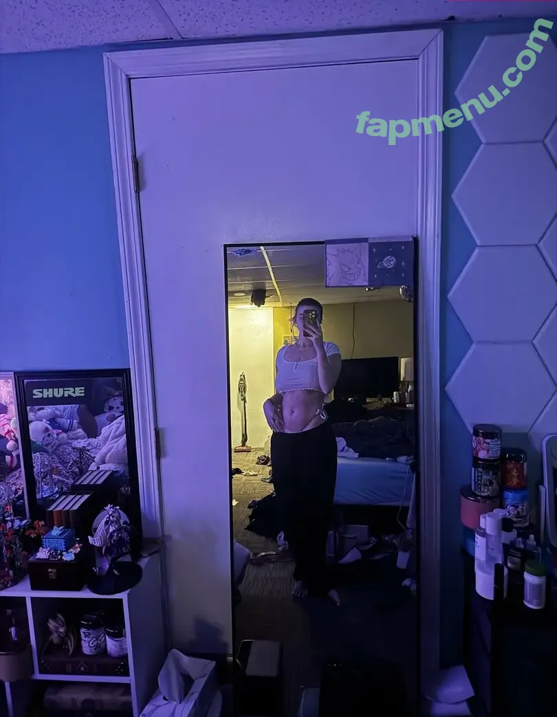 HayMartinn nude photo #0026 (Hal_es / ha1es666 / hay.martin)