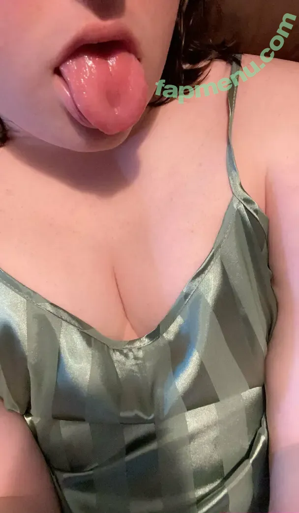 haynoelfree nude photo #0002 (haynoelfree)