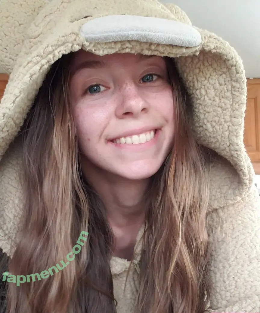 Haze Lynn nude photo #0587 (FlipMineArseMom / haze_lynn / hazelynnttv)