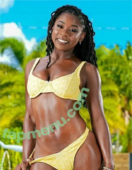 Hazel Grace nude photo #0110 (TheHazelGracexx / iwanthazelgrace)