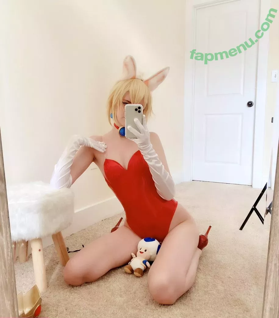 HazelFig nude photo #0028 (HazelFigCos / hazelfigcosplay / honeyfig1)