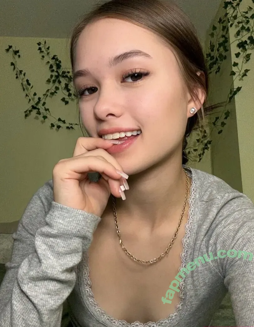 hazelwilliamsss nude photo #0028 (hazelwilliamsss)